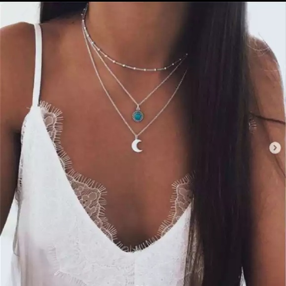 Jewelry - New Chain Long Moon Statement Necklace Pendant